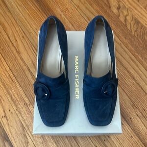 Navy suede heels 7.5